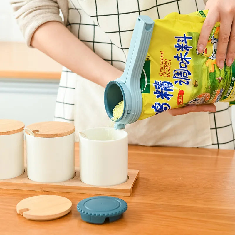 Kitchen multifunctional sealing clamp